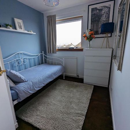Single Room With Castle View 에든버러 외부 사진